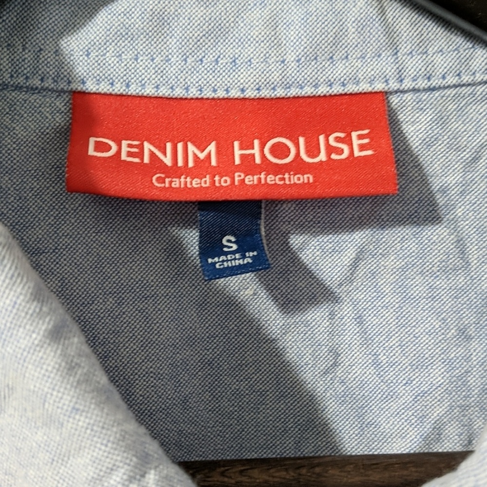 Denim House Button down - Picture 2 of 3